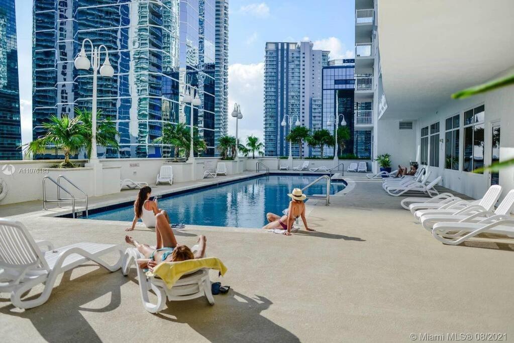 Apartmán Ocean View 35Th Floor, In The Heart Of Miami Exteriér fotografie