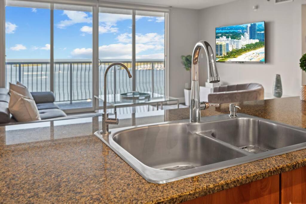 Apartmán Ocean View 35Th Floor, In The Heart Of Miami Exteriér fotografie