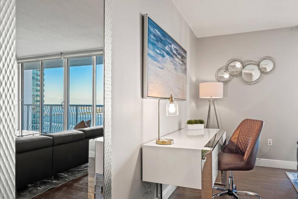 Apartmán Ocean View 35Th Floor, In The Heart Of Miami Exteriér fotografie