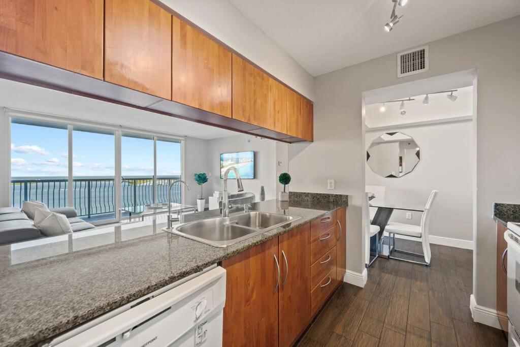 Apartmán Ocean View 35Th Floor, In The Heart Of Miami Exteriér fotografie